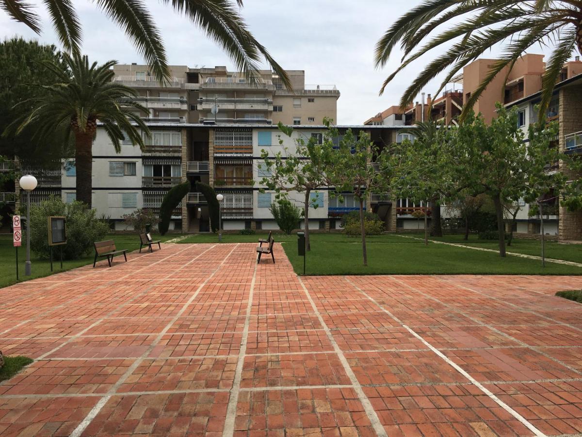 Apartamento Book Ibiza Salou Exterior foto