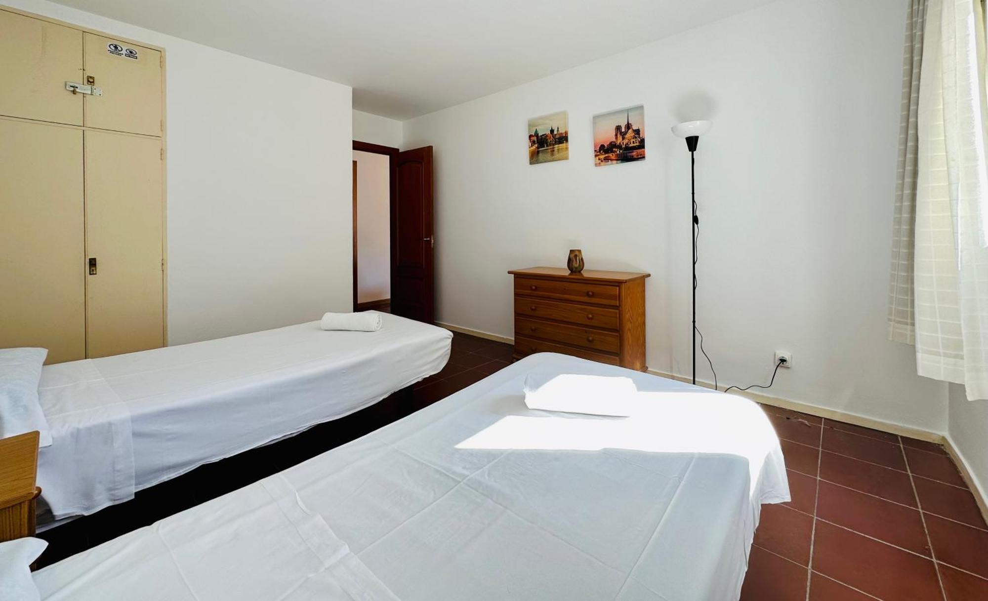 Apartamento Book Ibiza Salou Exterior foto