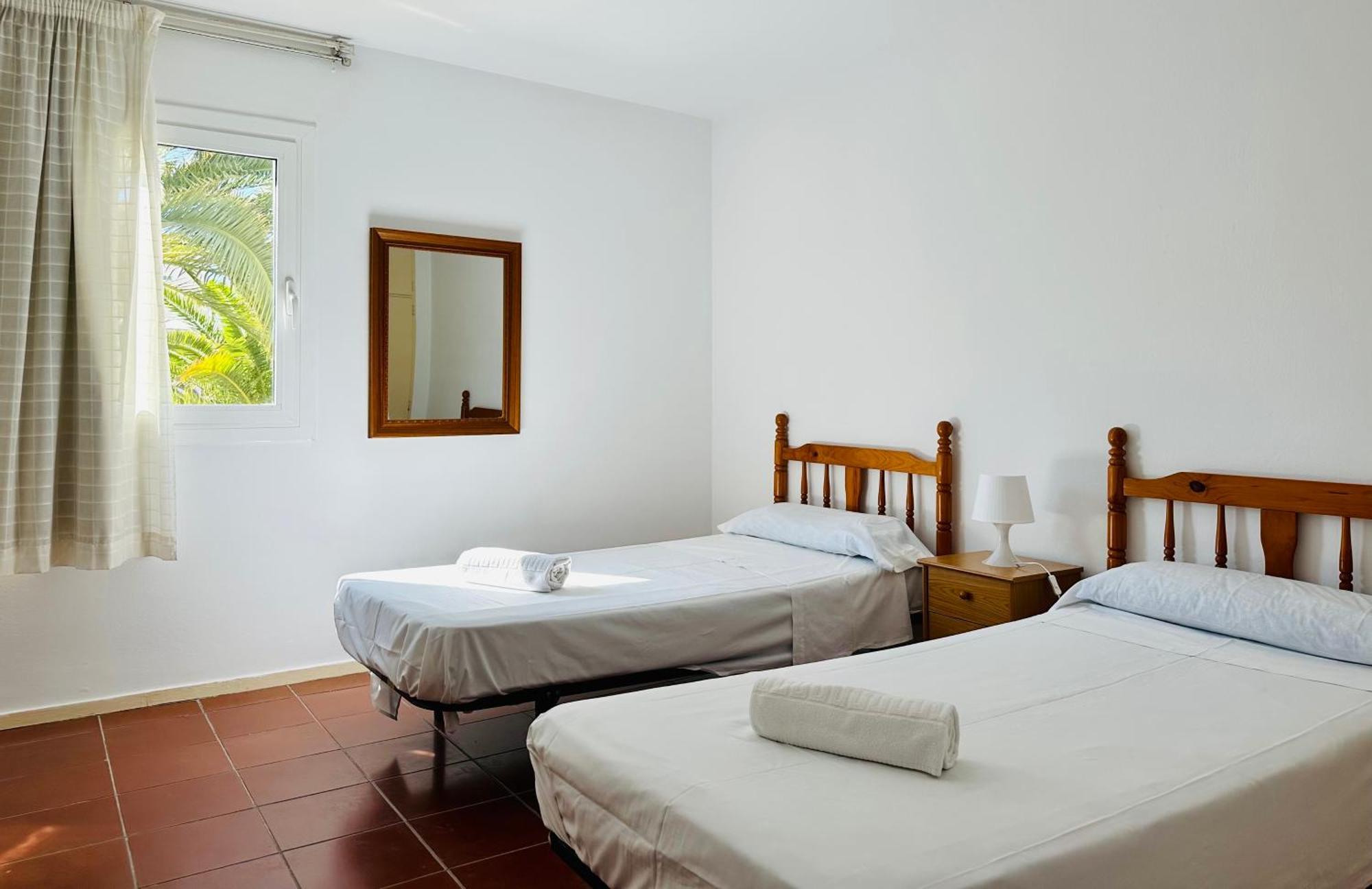 Apartamento Book Ibiza Salou Exterior foto